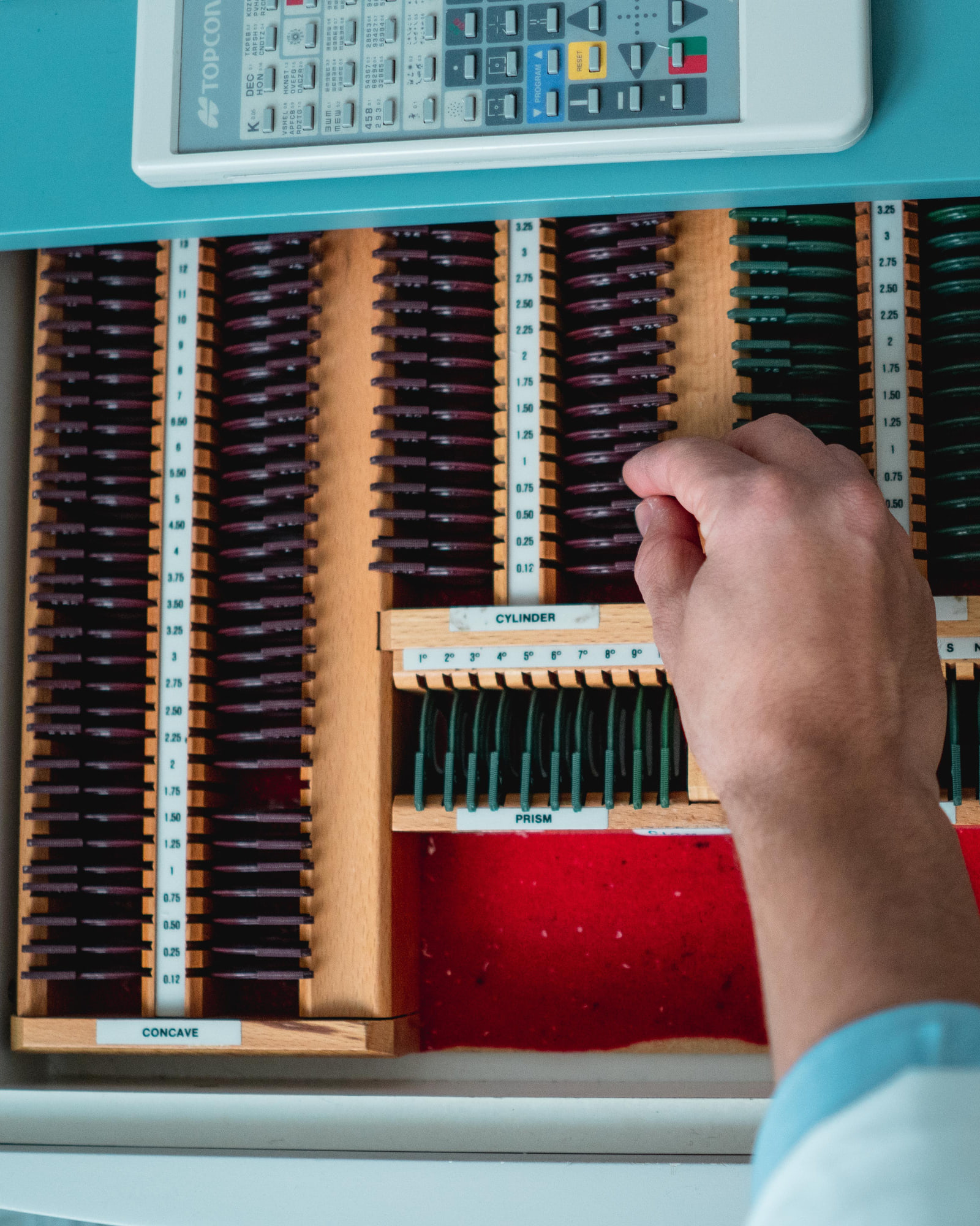 Contexto clínico do tratamento de presbiopia na Oftalmologia Algarve